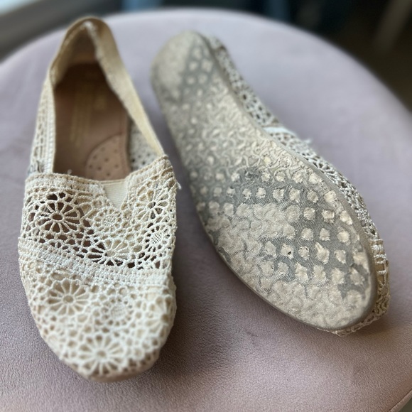 Tom’s Signature Alpargata slip-on shoes in Natural Moroccan Crochet US 5 - Picture 8 of 8